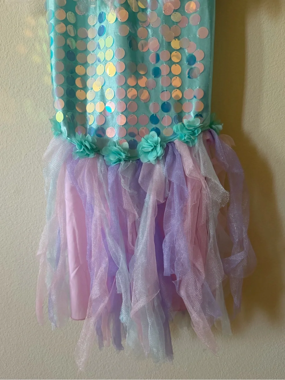 EUC Mystic Mermaid Costume with matching hair tie girls size small